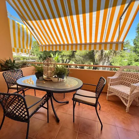 Apartamento Precioso Apartamento Con Bbq Cerca De La Playa En Estepona